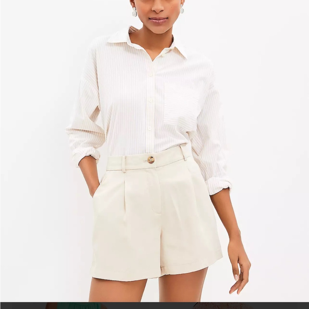 NWT LOFT Pleated Shorts in Emory